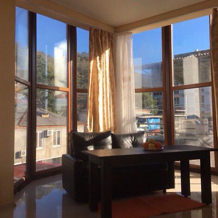 Citrus Hotel Gagra Eksteriør billede